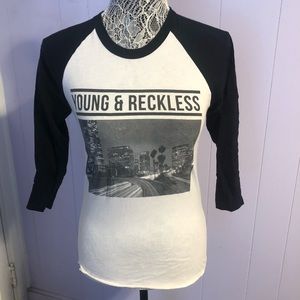Young & restless city top
